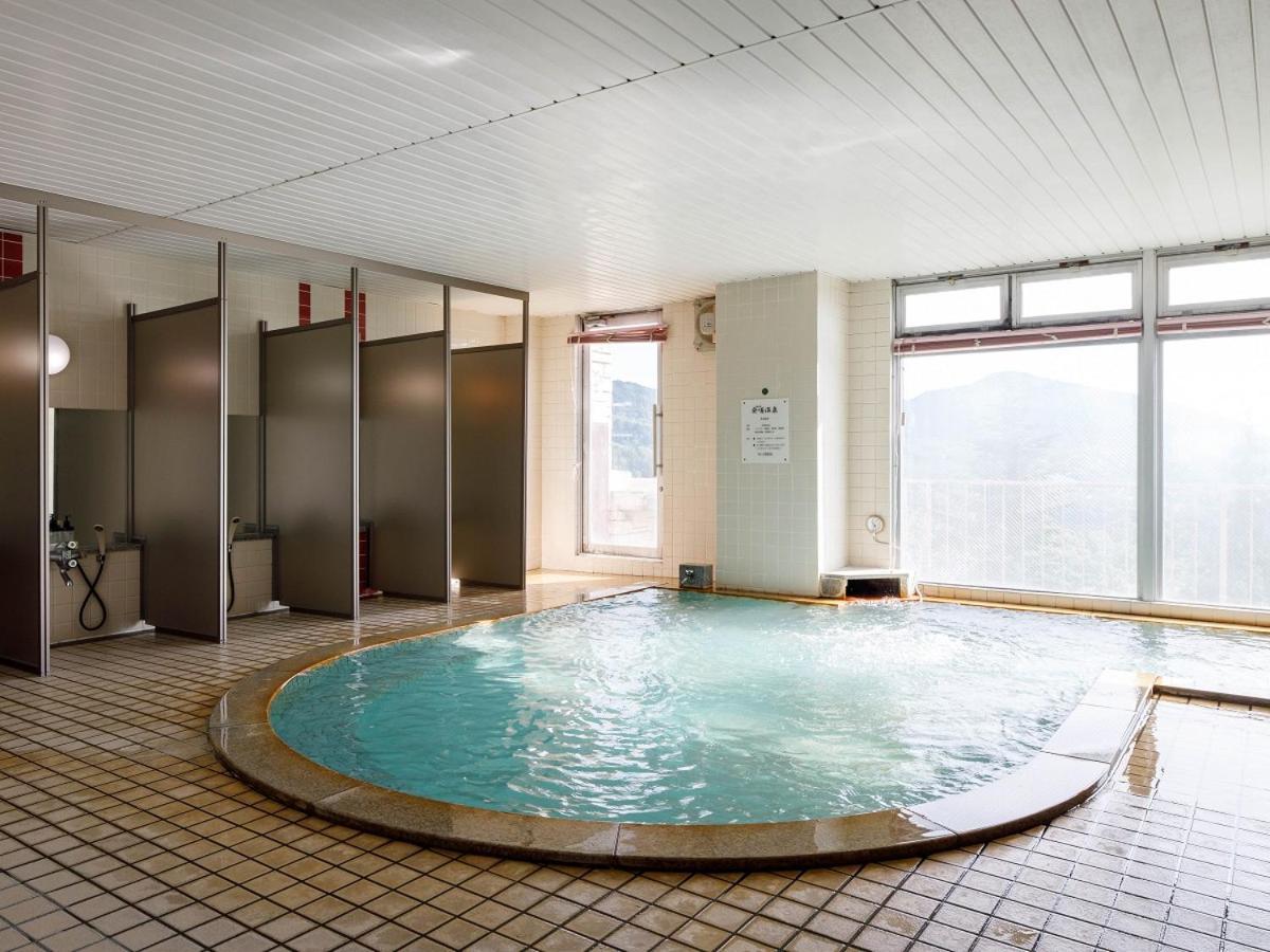 Hotel Iwasuge Yamanouchi  Bagian luar foto