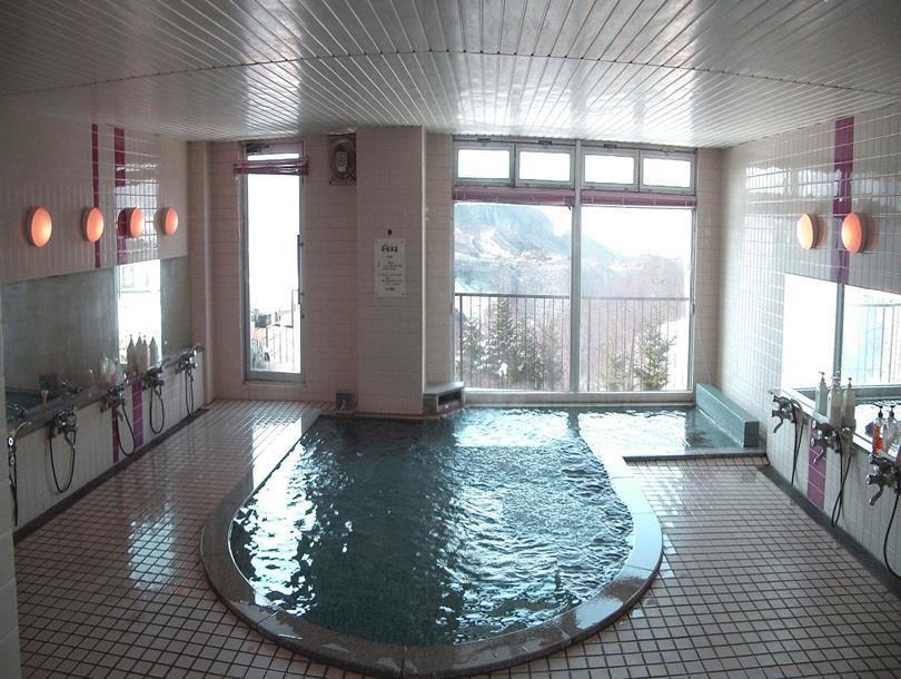 Hotel Iwasuge Yamanouchi  Bagian luar foto
